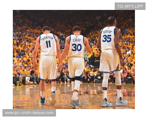 掘金球队三分合作成为场上风景线