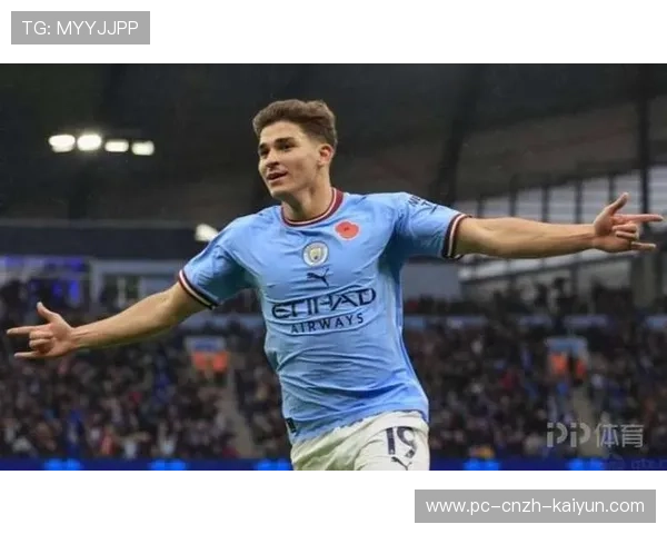 曼城阿尔瓦雷斯前插速度极快