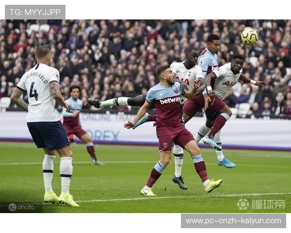 西汉姆联中段传导快速撬开禁区 西汉姆联中段传导快速撬开禁区